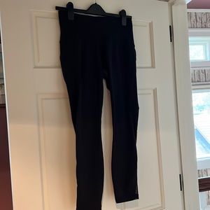 Lulu lemon Train Times size 8